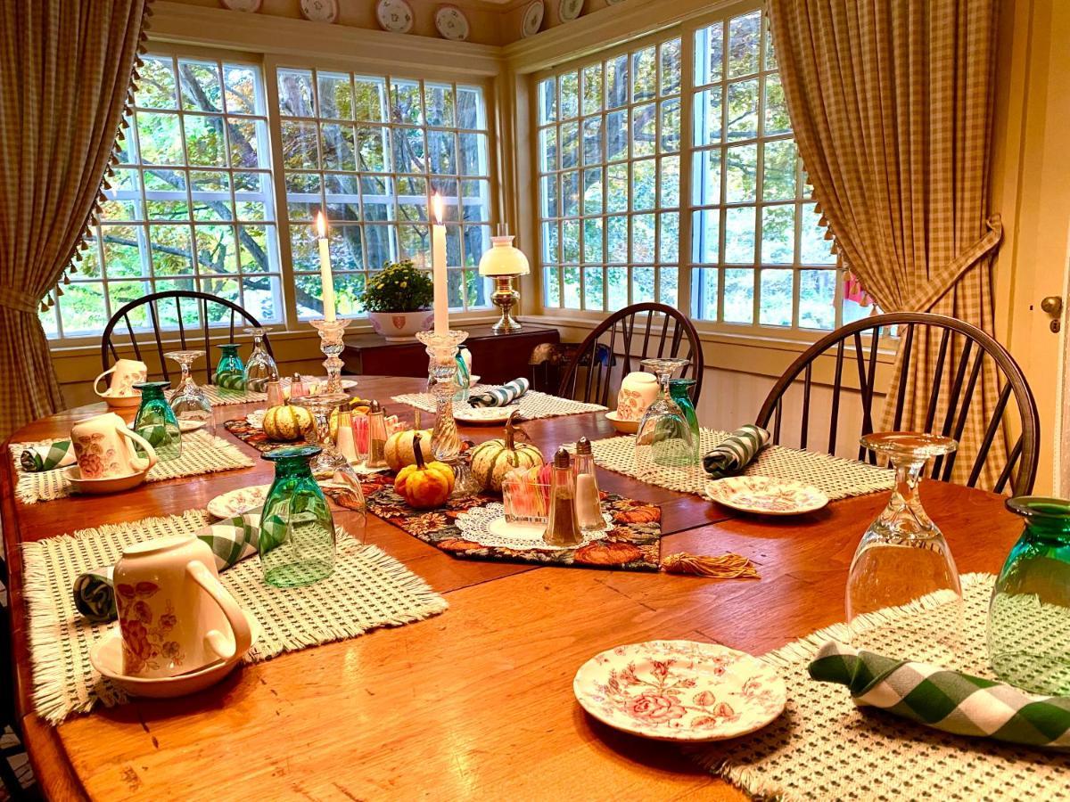 Stockbridge Country Inn (Adults Only) ภายนอก รูปภาพ