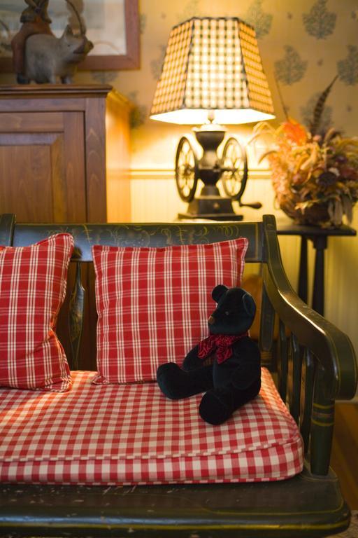Stockbridge Country Inn (Adults Only) ภายนอก รูปภาพ