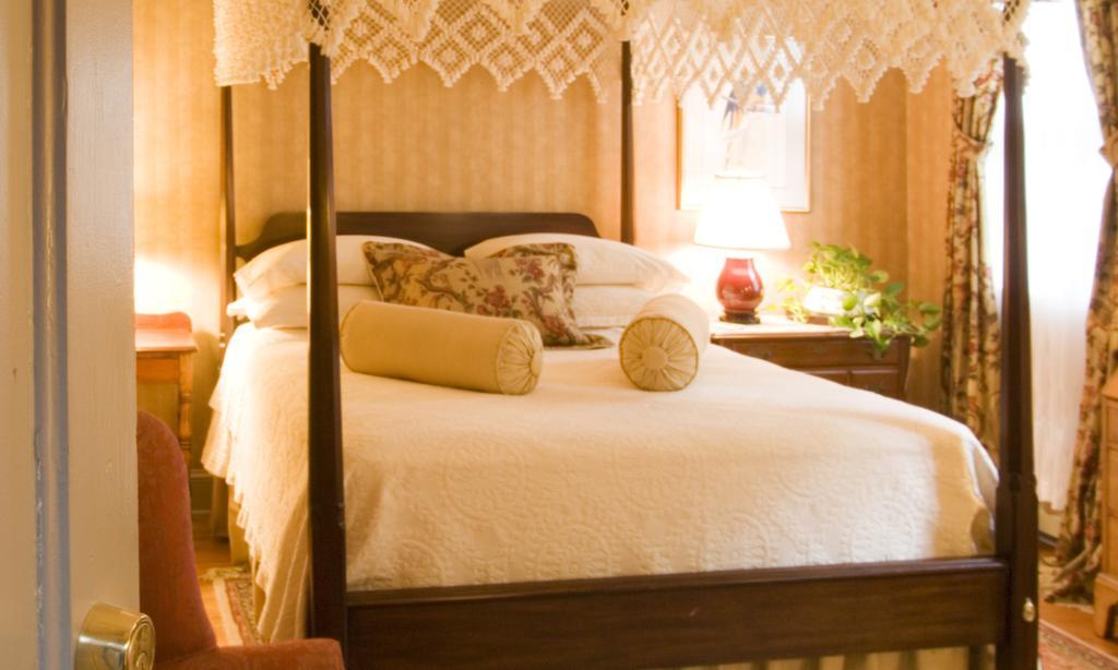 Stockbridge Country Inn (Adults Only) ภายนอก รูปภาพ
